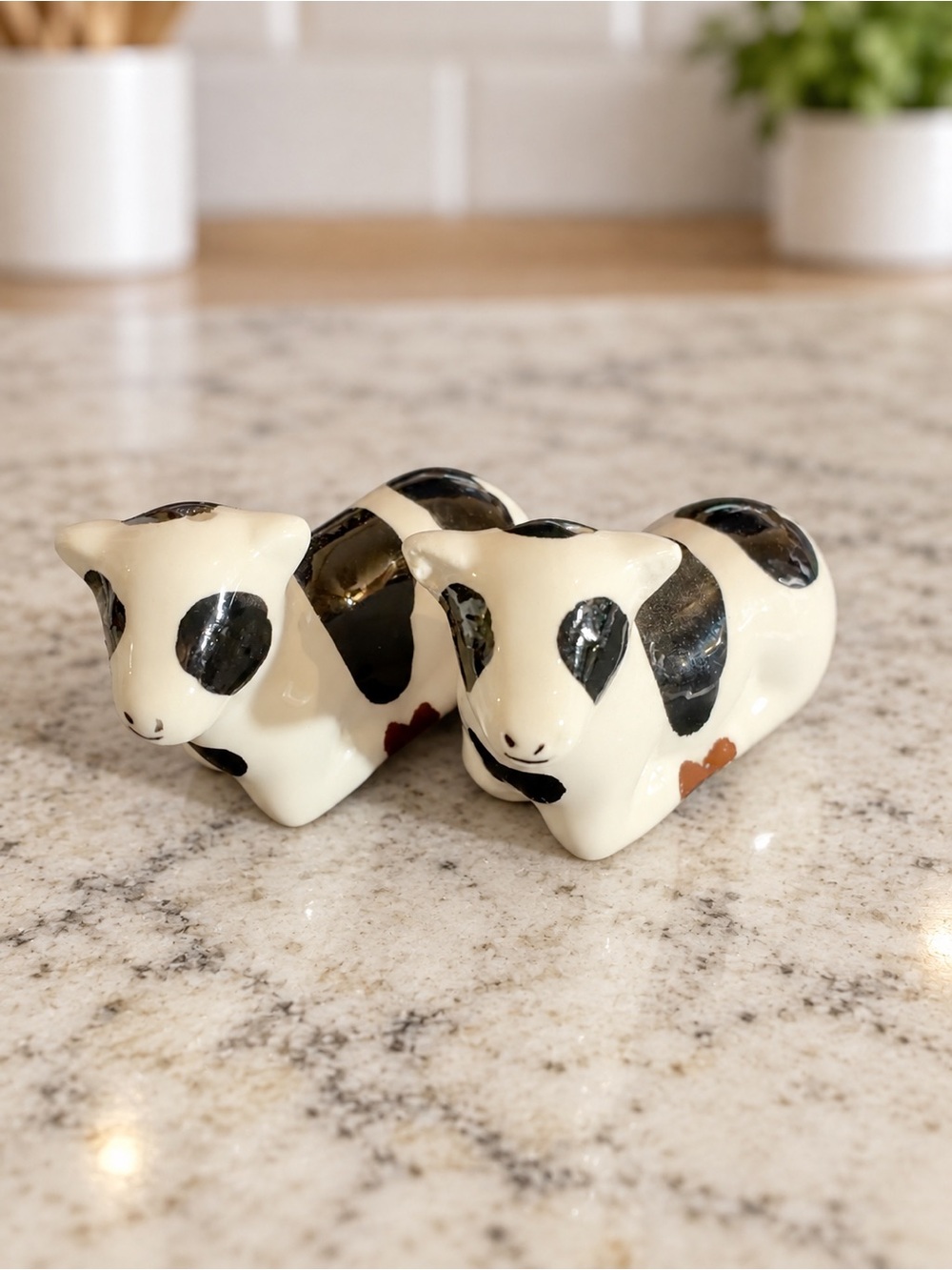 Cracker Barrel Mini Ceramic Cow Figurines Set of 2 Farmhouse Decor